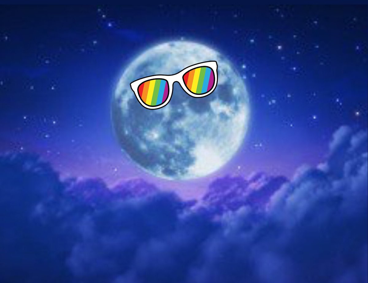 With the witching hour almost upon us take a moment to find out more about my magical web series all about me #queerwitch
indiegogo.com/projects/catri…