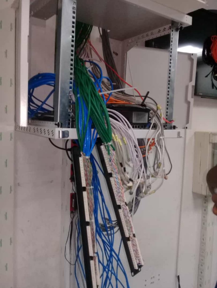 merlengineering tweet picture