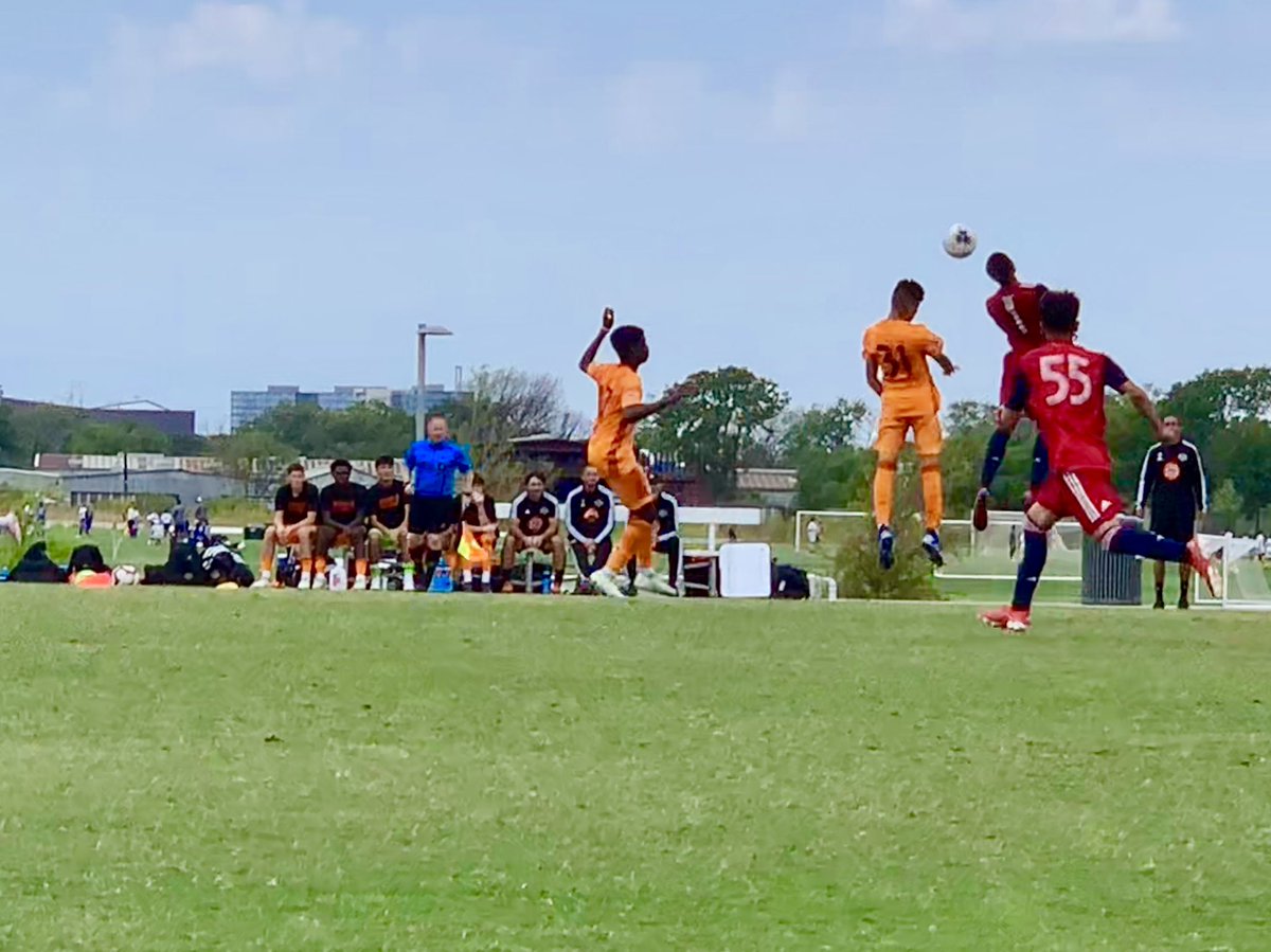 Hans Alessandro Leza tweet media