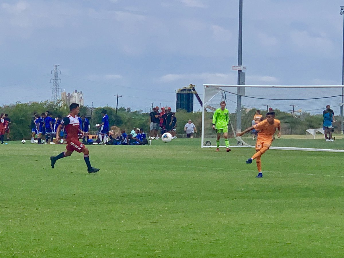 Hans Alessandro Leza tweet media