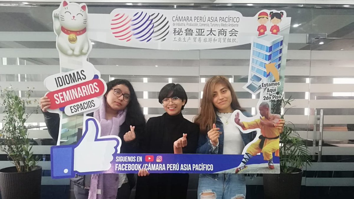 PeruAsiaPacific's tweet photo. 🇰🇷Clases de Coreano
Nuestras alumnas de coreano y su maestra, del horario sabatino, turno mañana, felices por aprender un idioma que actualmente es tendencia, gracias por confiar en nuestra enseñanza.

#IdiomasAsiàticos
#AprendeYEmprende
#TuMejorAliado
#CámaraPerúAsiaPacífico https://t.co/qd3z4fTPF9