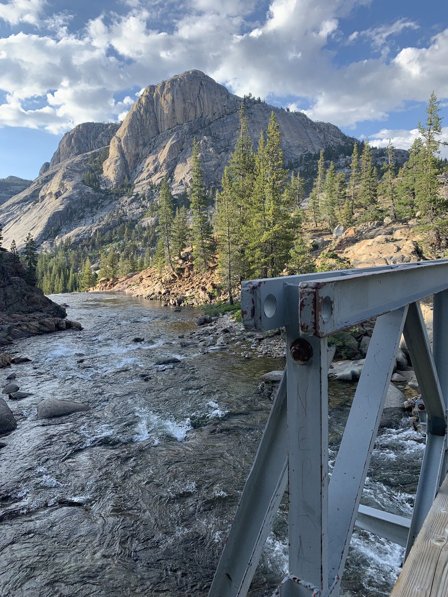 l_murgo's tweet photo. A gorgeous 3-day backcountry adventure along the Tuolomne River, a lesser known hike of #Yosemite beginning at the Glen Aulin trailhead. Complete with splendid waterfalls, sweeping cascades of granite and intimate valley views. #naturelove https://t.co/f8QNQh2Bcu