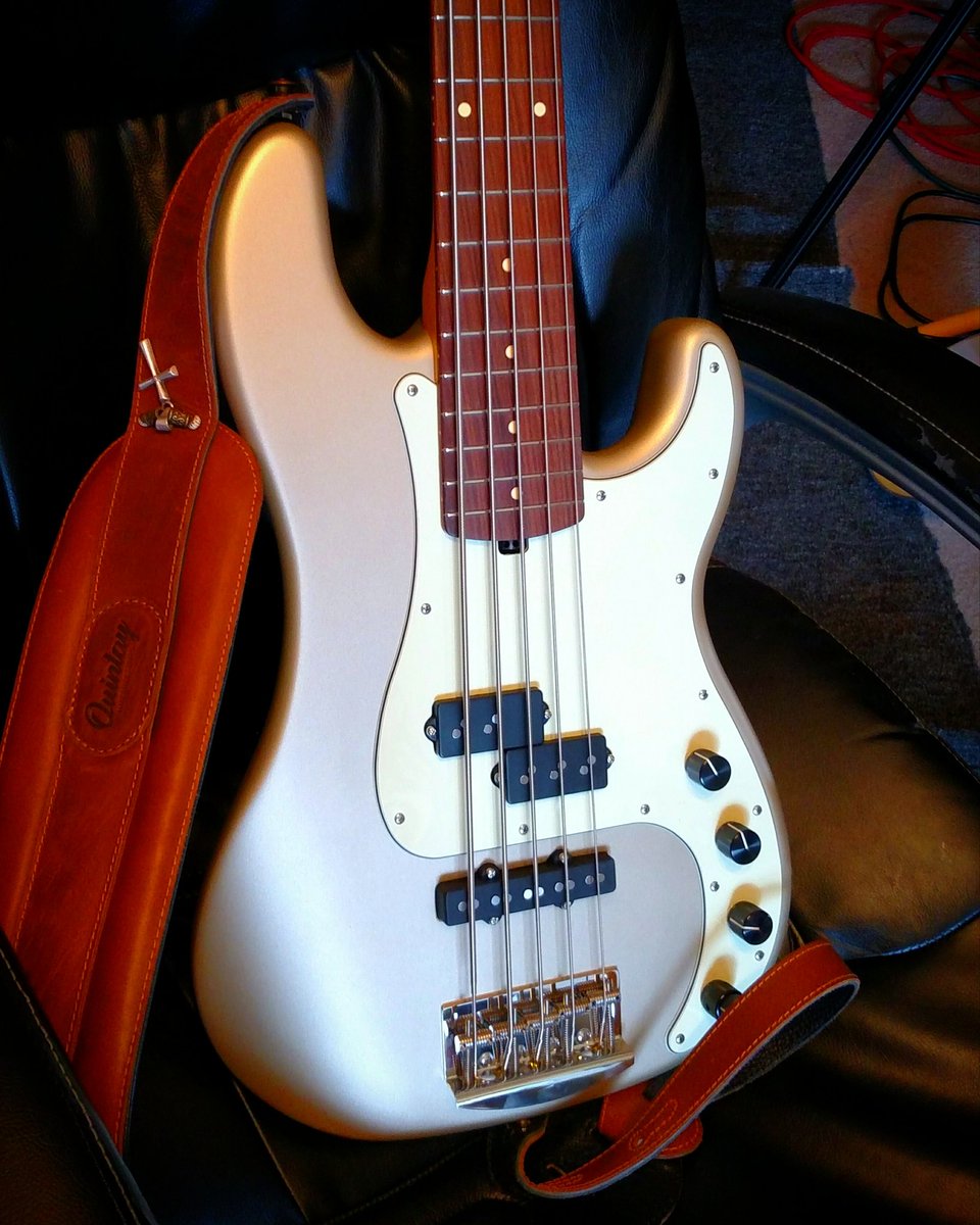 Andy's World Of Bass tweet media