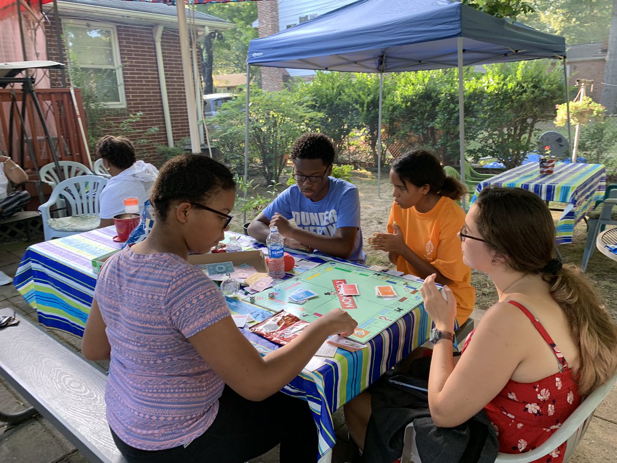DeannaFierroKin's tweet photo. Enjoying our “Back to School / 9th Grade Party” for MissJackie and her friends! That’s right, we’re having a back to school party! #backtoschool #highschool #lifelongleaners https://t.co/7IyduLrphB