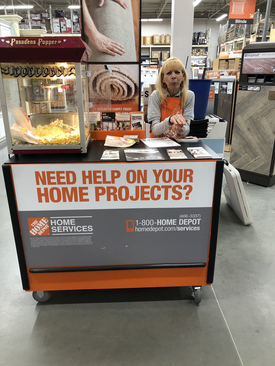 merickle's tweet photo. Had a blast today talking up specialty and scoring a couple more leads to top off the week!    Best compliment:  a six year old child telling me that our popcorn is BETTER THAN THE MOVIES!!    @dperry1400 @JohnKopras @aroc5088 @MelissaHockert @jhiltonthd @KMTovey https://t.co/C1pwdUz2ui