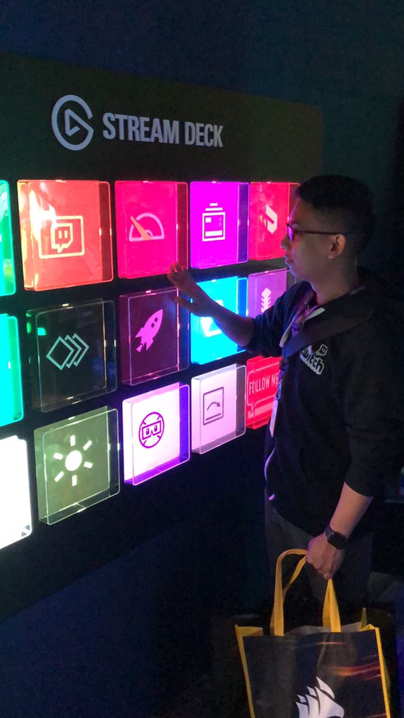 _rgbstudio's tweet photo. #MEGASTREAMDECK @corsair @elgatogaming https://t.co/MrnEZn7bGF