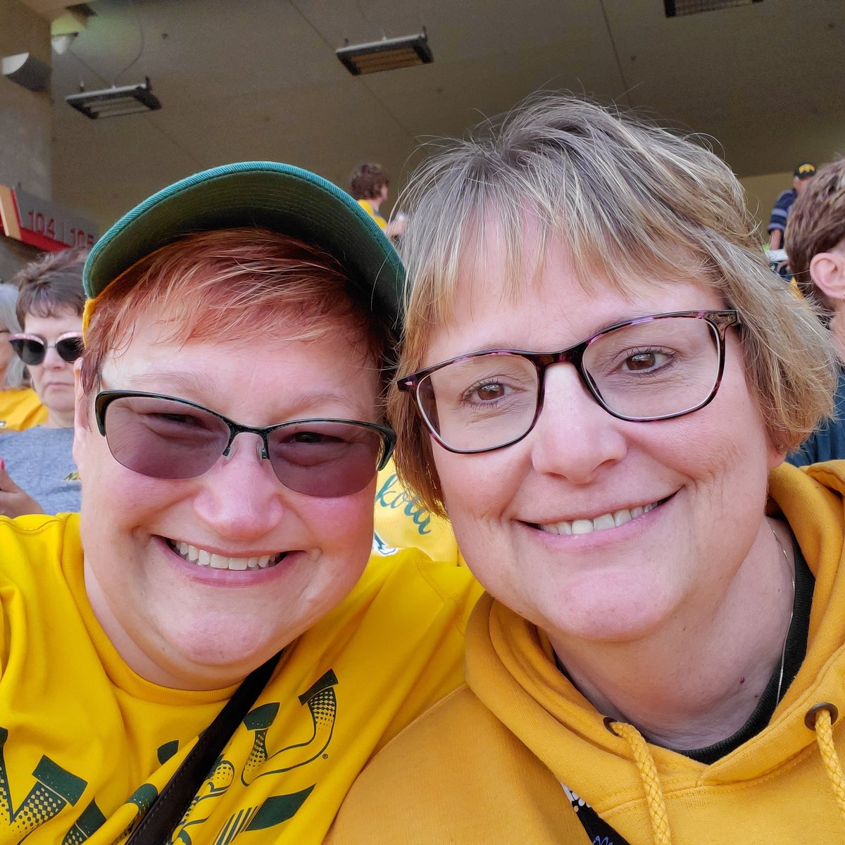 MaraCMN's tweet photo. #PioneerGameFace https://t.co/s6BAa5RqKZ