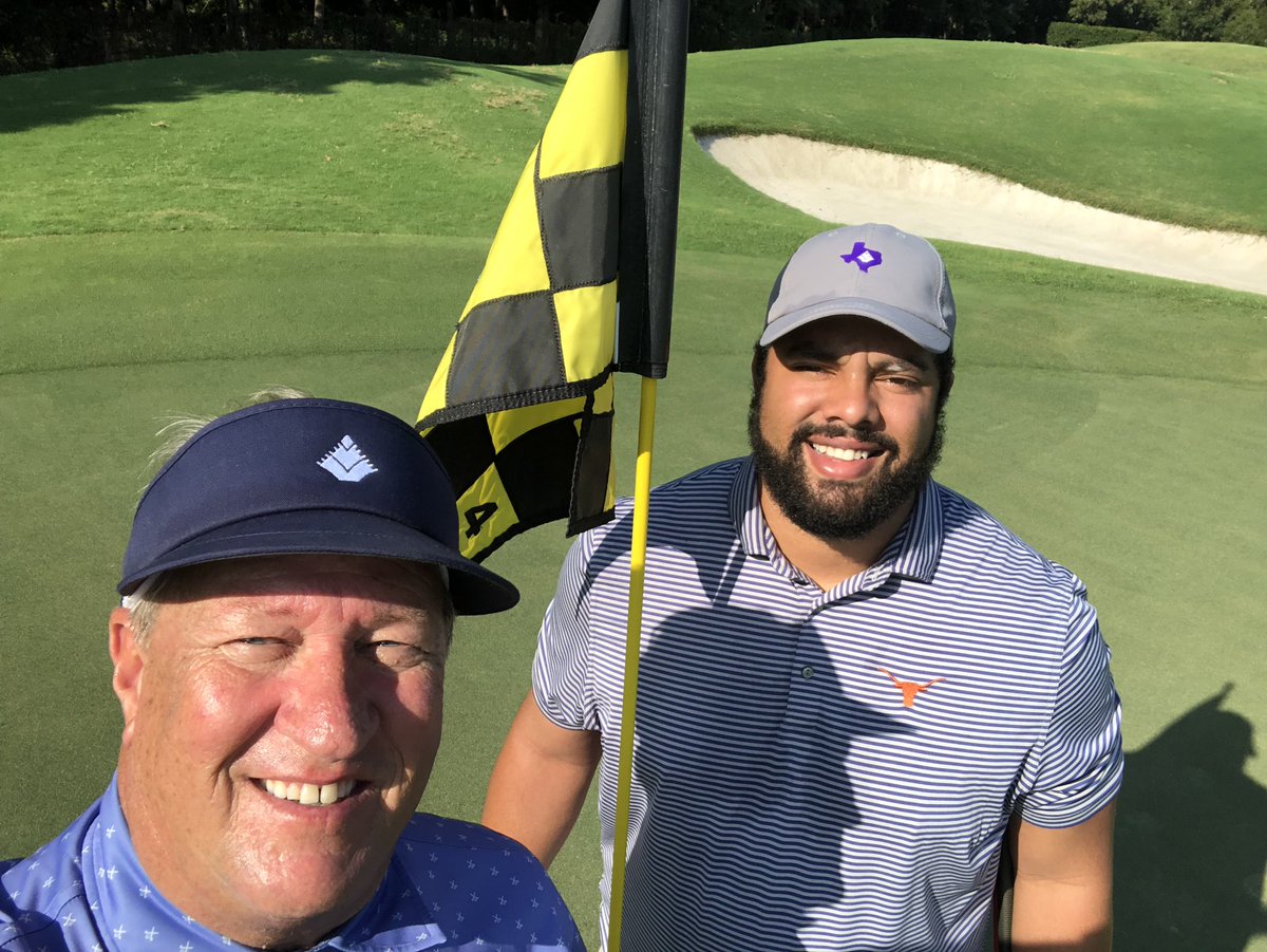 ConnellConnell's tweet photo. Hitting the Links on Labor Day weekend with @sethompson7 who represents 1/4 of my wonderful golfing sons-in-law ⛳️🏌🏻😎🍷#MerlotPro https://t.co/2LMxTkIytz