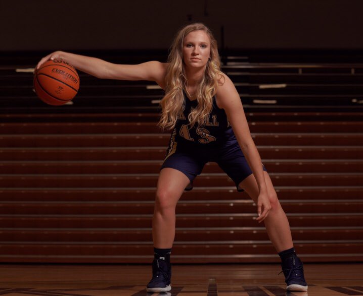 taylor_westgate's tweet photo. COMMITTED!!! So excited to announce that I’ll be continuing my academic and athletic career at Taylor University!! Thank you to everyone that has pushed me to be the player I am today. All glory to God🏀💜 #TUBB @TaylorU_WBB https://t.co/8gMOauC2P9