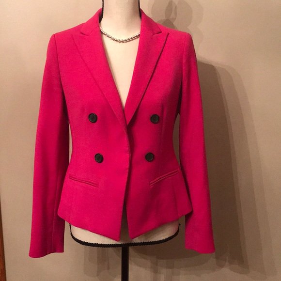 Amandals42's tweet photo. So good I had to share! Check out all the items I'm loving on @Poshmarkapp #poshmark #fashion #style #shopmycloset #vince #specialtygirl #anneklein: https://t.co/Cgf7g5XX9w https://t.co/ZdzBGLG1lB