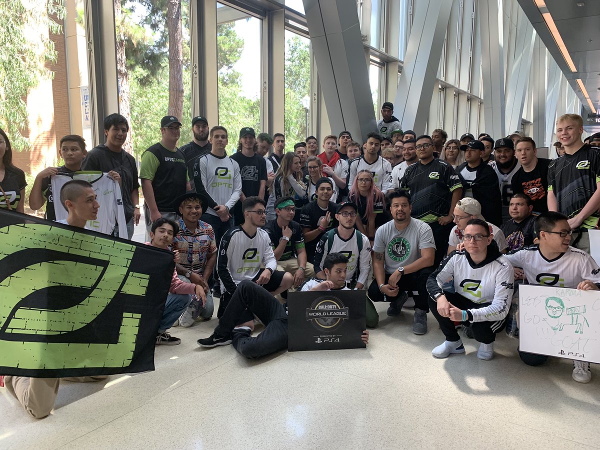 Such a sad day to the end of an era. Blessed to be apart of something so special. The #GreenWall has changed my life for the better in so many ways. The support throughout the years is something that I will never forget. You guys are fucking awesome. Looking forward to 2020!! 🤙