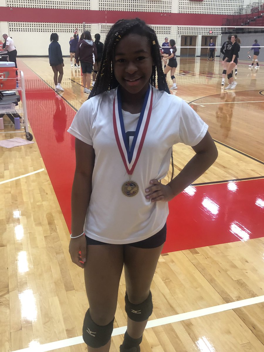 LEHSVolleyball's tweet photo. Congratulations to our JV on placing 3rd in the GOLD bracket in the SGP Tourney. Nasyrah Jefferson was selected as ALL TOURNAMENT! Way to go girls π₯#loboproud #famiLE @LEISDAthletics @LittleElmHS https://t.co/iXKLzRVune