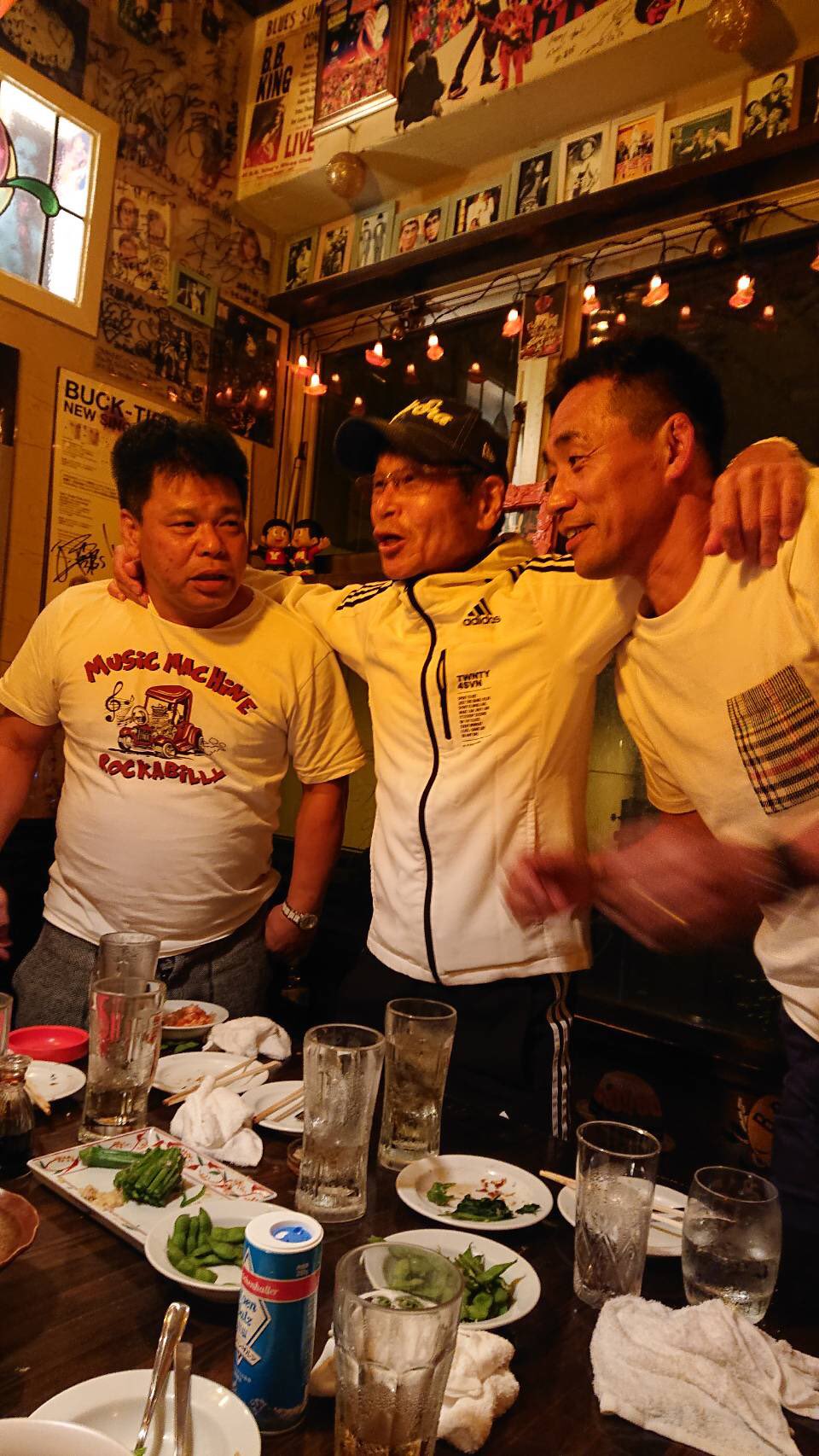 Twitter 上的 本田みずほ Em Zed Eych 昨日キリンビバレッジ新喜劇千秋楽でした ジミー大西さんの奥さん役で とっても楽しかったです 昨日の打ち上げで師匠にとても有難いお言葉をいただきました 師匠ありがとうございます 感謝です 演者の皆さん スタッフの