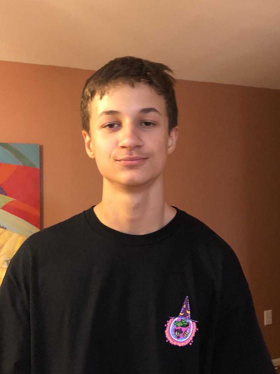 camacho_libre's tweet photo. Hey Bachelornation, does my 15 year old cousin look like @ConnorSaeli ?  Yea or Nay https://t.co/5wFDaj8Yfq