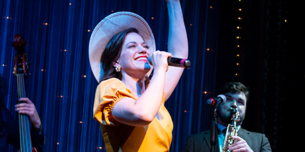 FSTSarasota's tweet photo. #HappyClosing to @TheSwingaroos #HollywoodSerenade. Thank you for sharing your art with us! 😍#FSTCabaret https://t.co/5tqD4mDFPd
