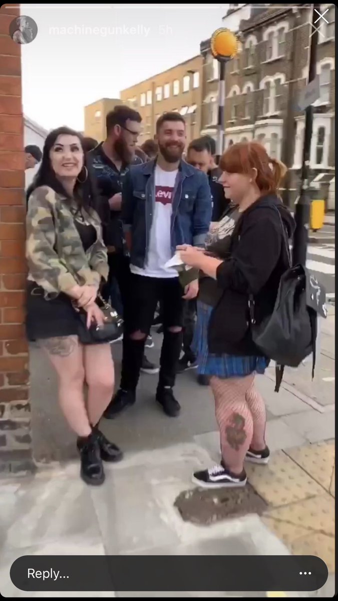 Not only did <a href="/machinegunkelly/">13</a> smash London tonight we also made it onto his Instagram story 🙌🏻 let’s do that again! #HotelDiabloTour
