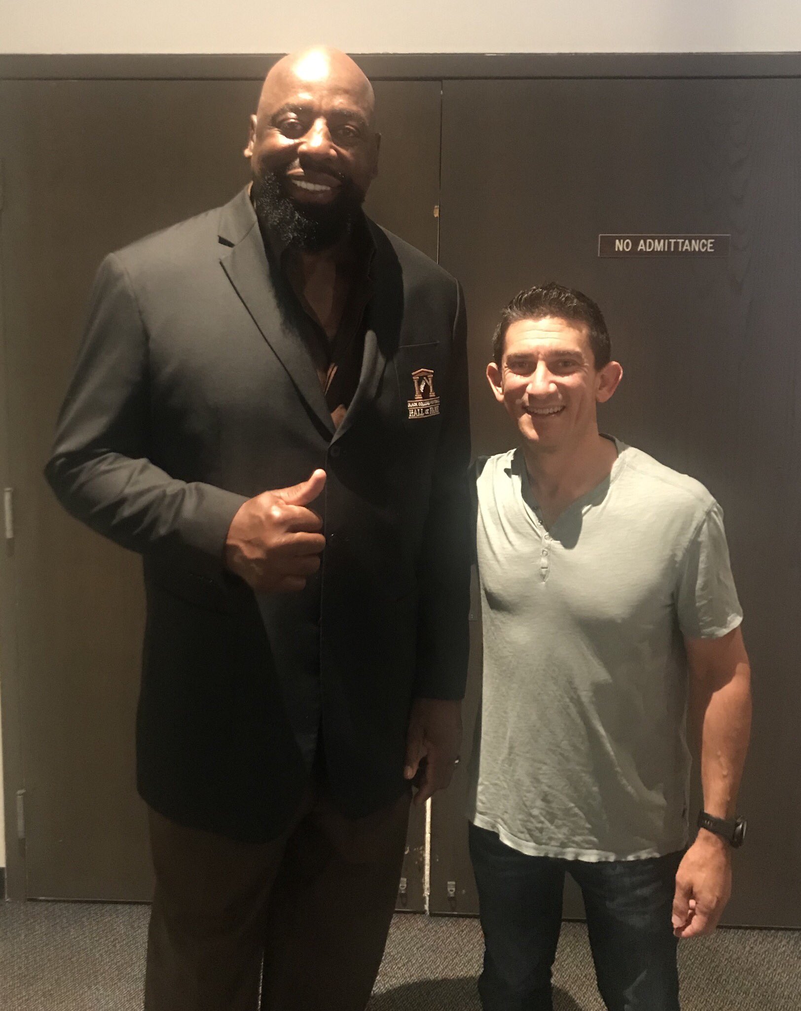 andrew-siciliano-on-twitter-one-of-us-is-nicknamed-too-tall-profootballhof-bcfhof-https-t-co-tz0wx4hgtn-twitter