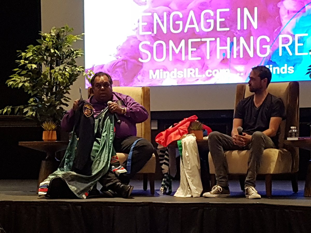 BrentJCCherry's tweet photo. During his talk, @RealDarylDavis shows off the items given to him from the extremists he deradicalized, proving that anyone and everyone can change through honest dialogue and conversation between enemies. #MindsIRL https://t.co/QYqn8U1kk1