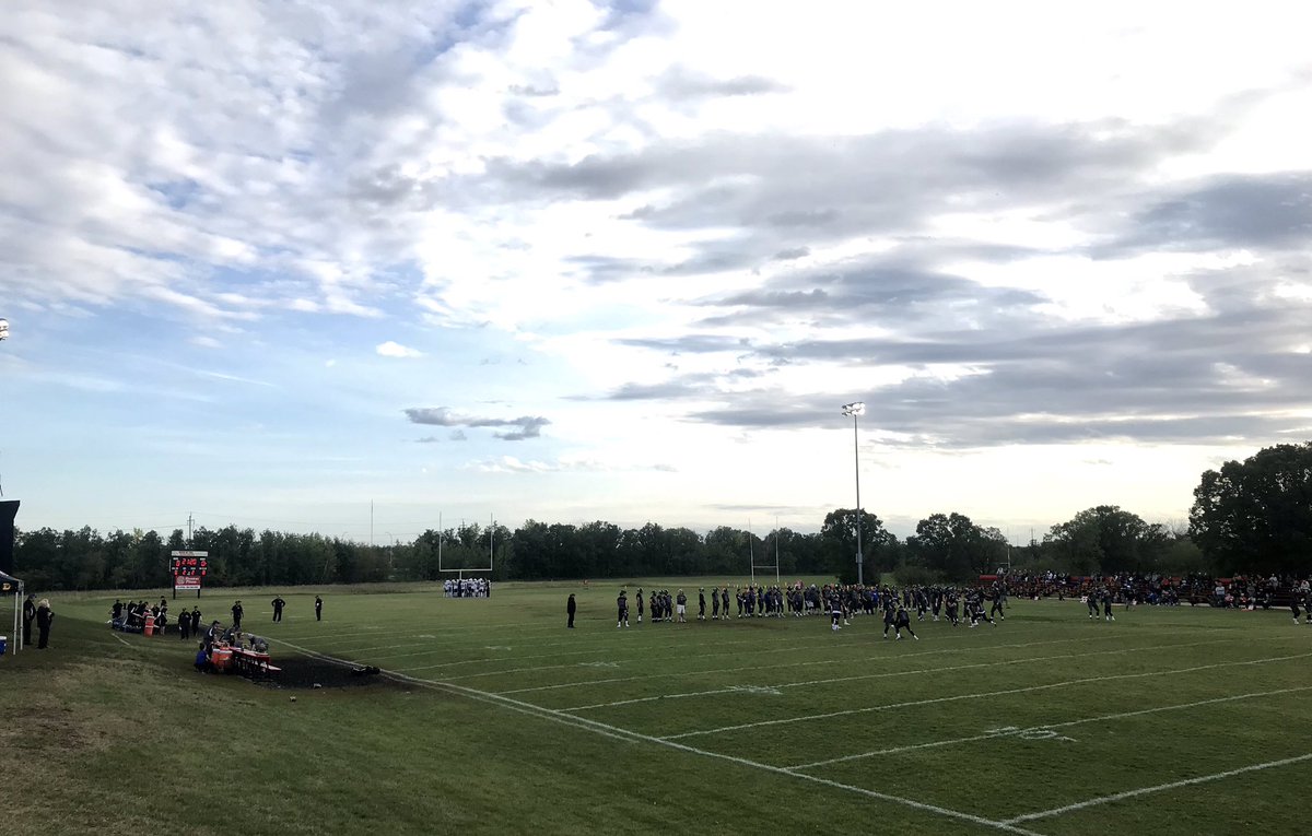 Our Labour Day Classic is straight ahead — a prairie rivalry under a perfect prairie sky — Winnipeg vs Regina.

Can’t make it out to <a href="/StVitalMustangs/">St Vital Mustangs</a> Field tonight? Watch live on CJFLTV.com beginning at 7 p.m. #RifleUp