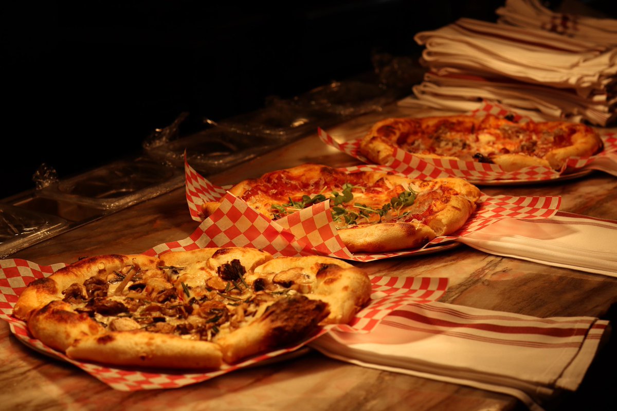 .<a href="/HotelArtsYYC/">Hotel Arts</a> links its guests with cool local experiences, like a tasting tour down 17th Ave with <a href="/AlbertaFoodTour/">AlbertaFoodTours</a>. So great to sample at some of Calgary’s best foodie spots + learn behind-the-scenes deets about the local restaurant scene!

#YYC #CaptureCalgary #yycfoodies