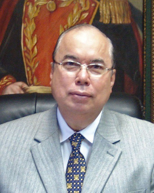 #NacionalCri El presidente Laurentino <a href="/NitoCortizo/">Nito Cortizo</a> anuncia que el Dr. Enrique Lau Cortés será el nuevo director de la Caja del Seguro Social.