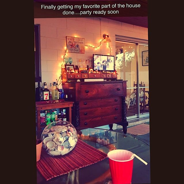 MissBrandy407's tweet photo. #Newhouse #mylife #conway #floridagirl #florida #orlando #mychill #drankin #bob #brandyellen https://t.co/pkPGVEaRV4 https://t.co/U9KBJrbuHi