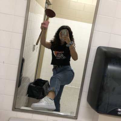 i might actually use twitter again idk tho  #NewProfilePic