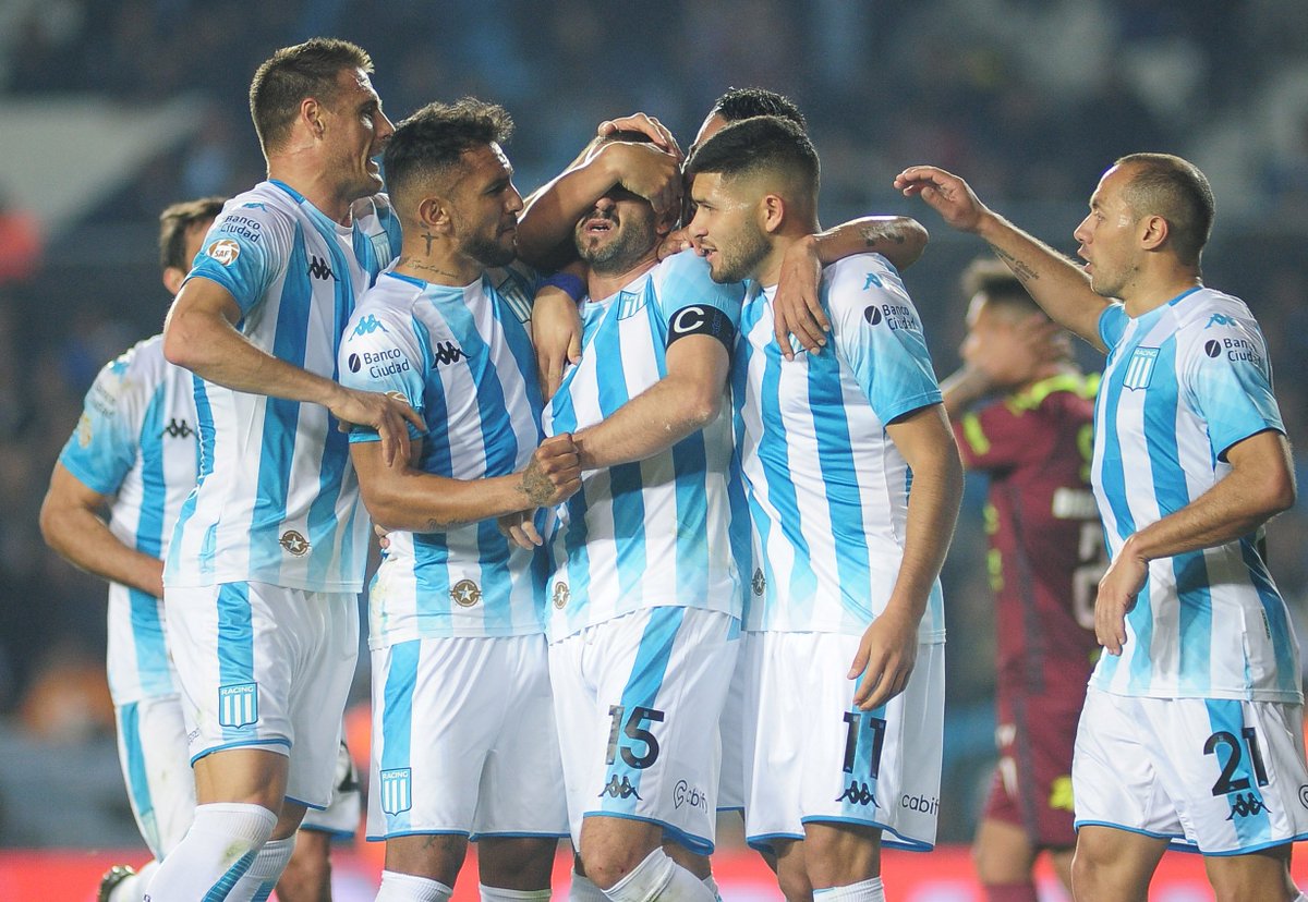 RacingClub's tweet photo. ¡Y ganooooooooo la Academia!

#RacingGodoyCruz 
#VamosAcademia https://t.co/WenkUeZqy7