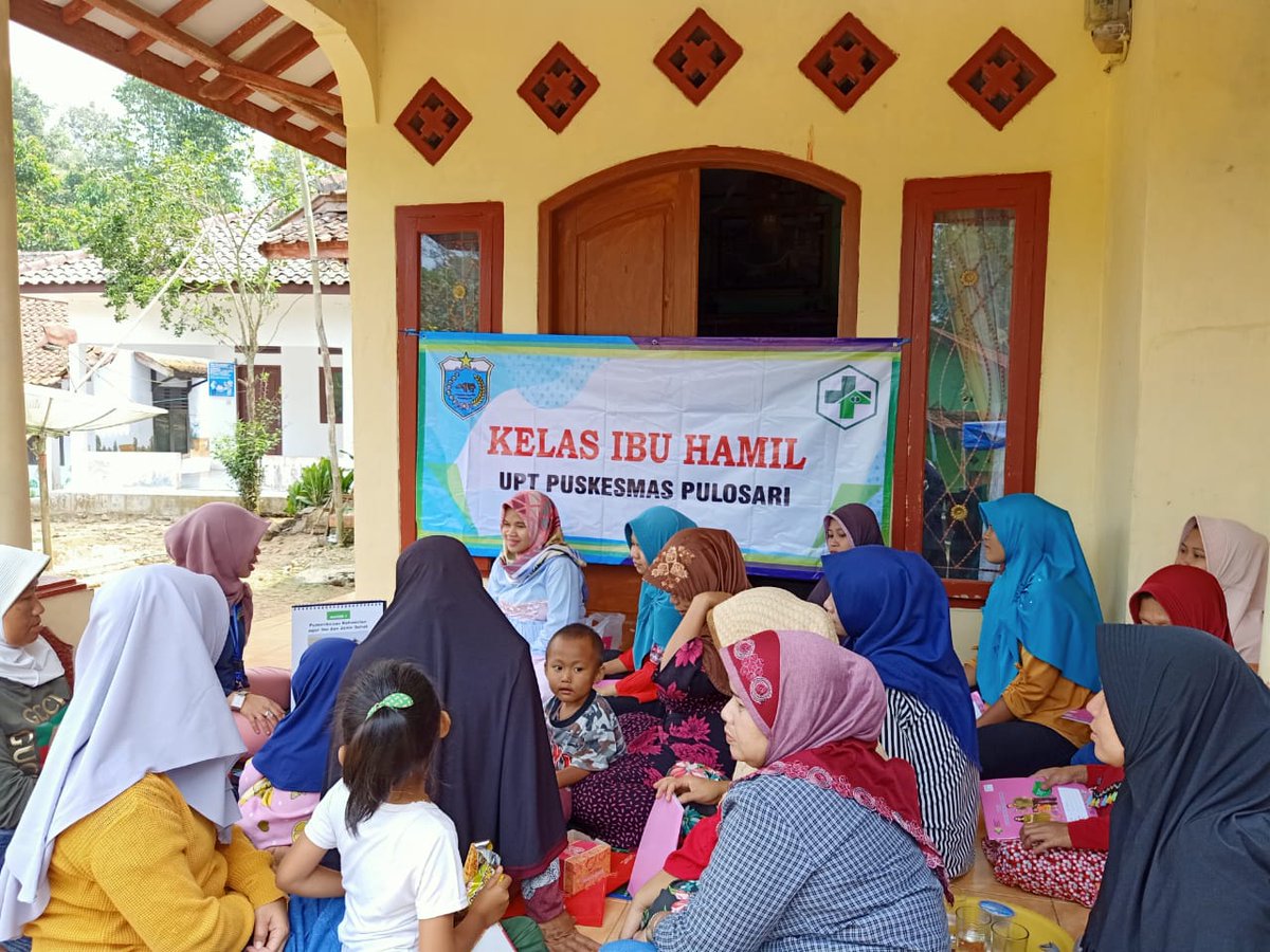 pulosari77's tweet photo. Kelas bumil https://t.co/L9tPEjqcS3