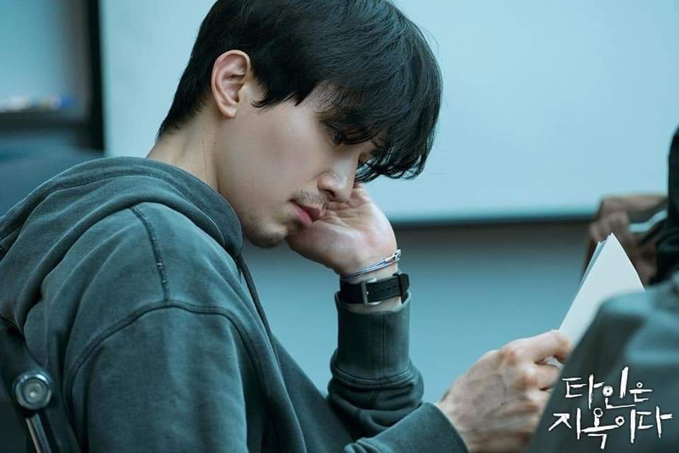 ashh57_'s tweet photo. เกลียดตัวเองเวลามองปากเค้าแล้วใจเราสั่นบ้าจริงเชียว https://t.co/KgKDumfdnK