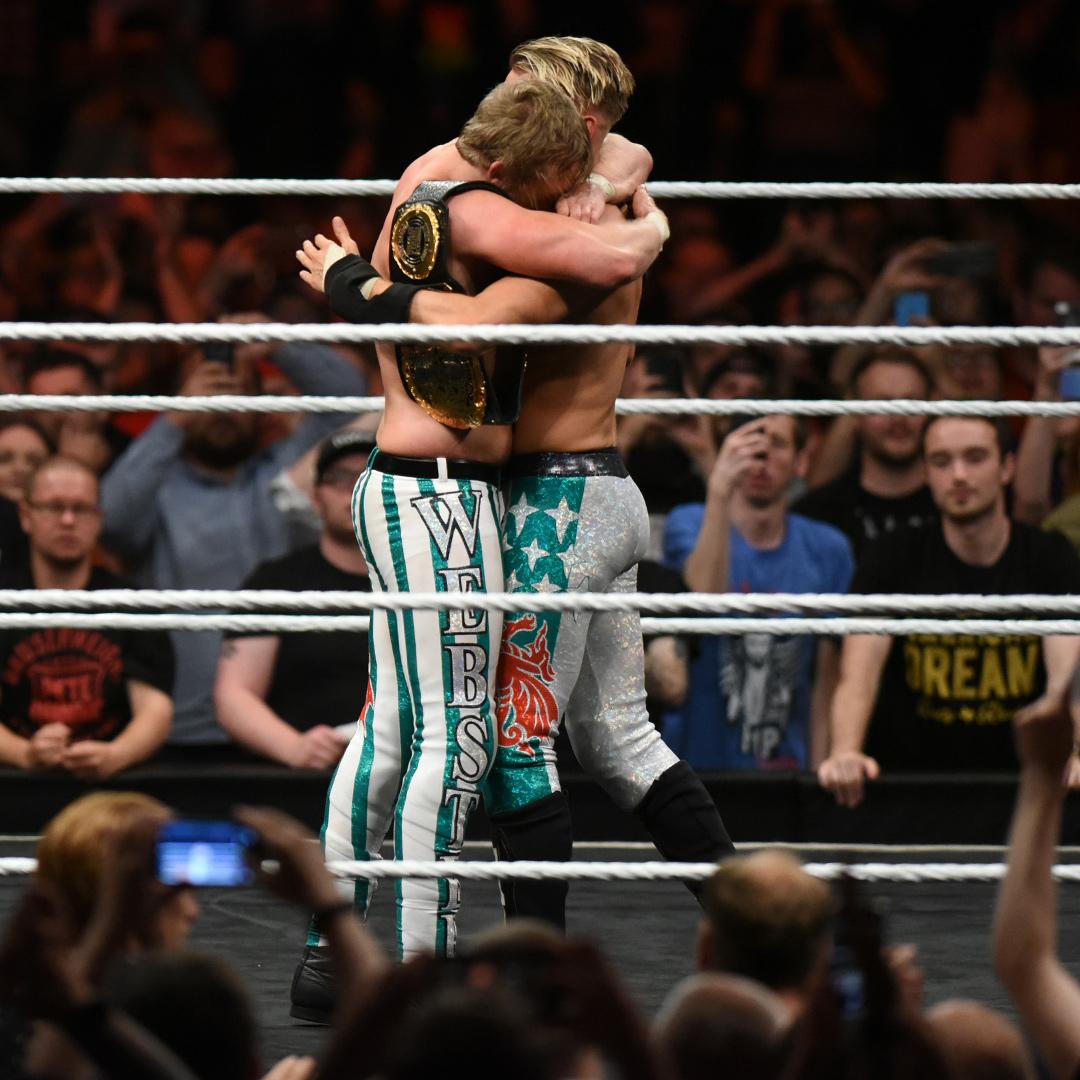 WWE's tweet photo. Making history isn't easy. 🏴󠁧󠁢󠁷󠁬󠁳󠁿🏴󠁧󠁢󠁷󠁬󠁳󠁿 
#AndNew #NXTUKTakeOver @Flash_Morgan @MandrewsJunior https://t.co/MrQPo35mQa