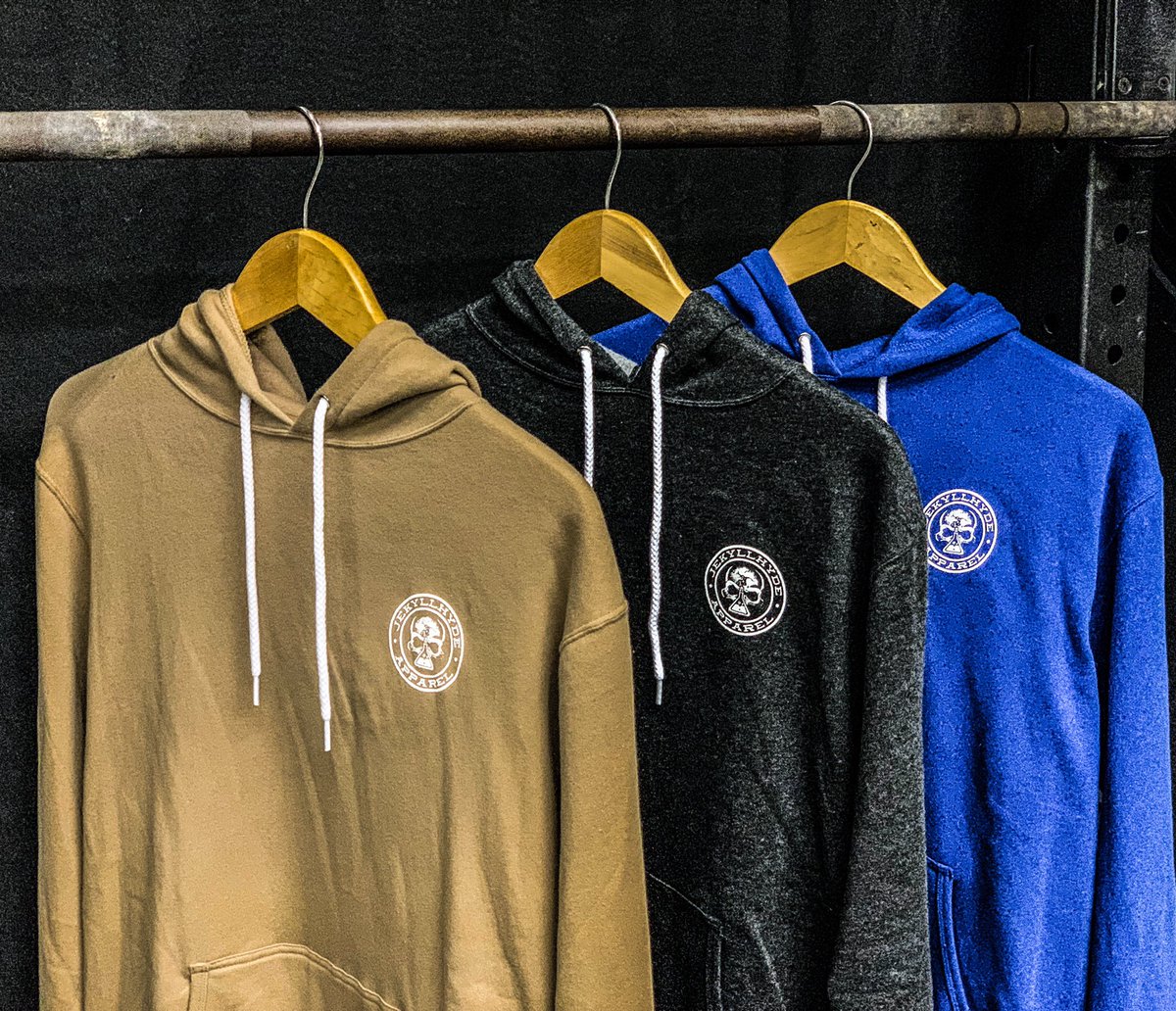 $44.99 for our Premium hoodies. Lightweight, soft AF and priced right. jekyllhydeapparel.com
.
.
#hoodie #pullover #blue #black #tan #jekyllhyde #jh #fitnessapparel #fitness #fall #cold #staywarm #hood #pricedright #barbell #olympicweightlifting #ocr