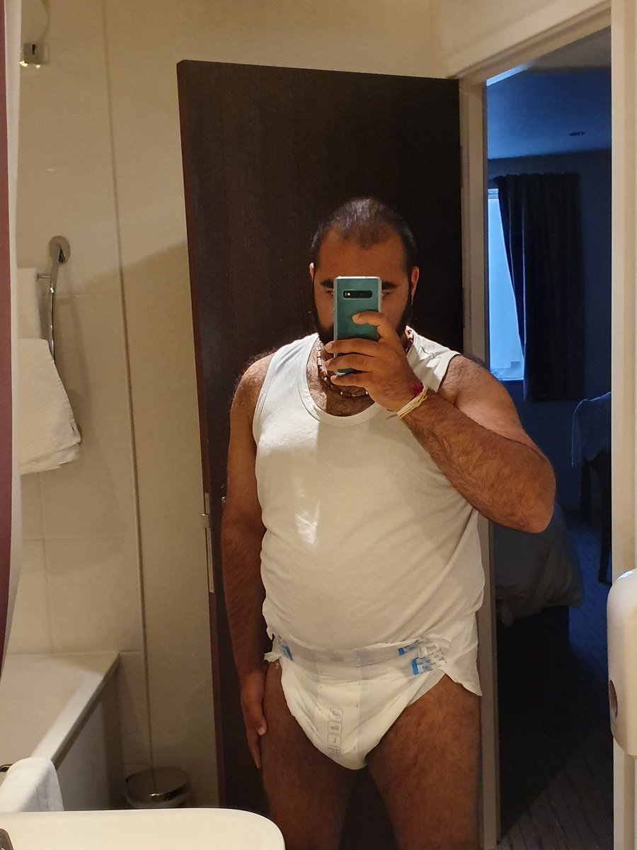 adultbaby1982's tweet photo. #hello and #goodbye from #ulverston #barrowinfurness proud to be an #adultbaby love #wearing #nappies #adultnappies #nappylover #diaperlover been up here for the weekend. These #tenaslip #activefit ultima are one of the best nappies around https://t.co/ZgsUBTKXe1
