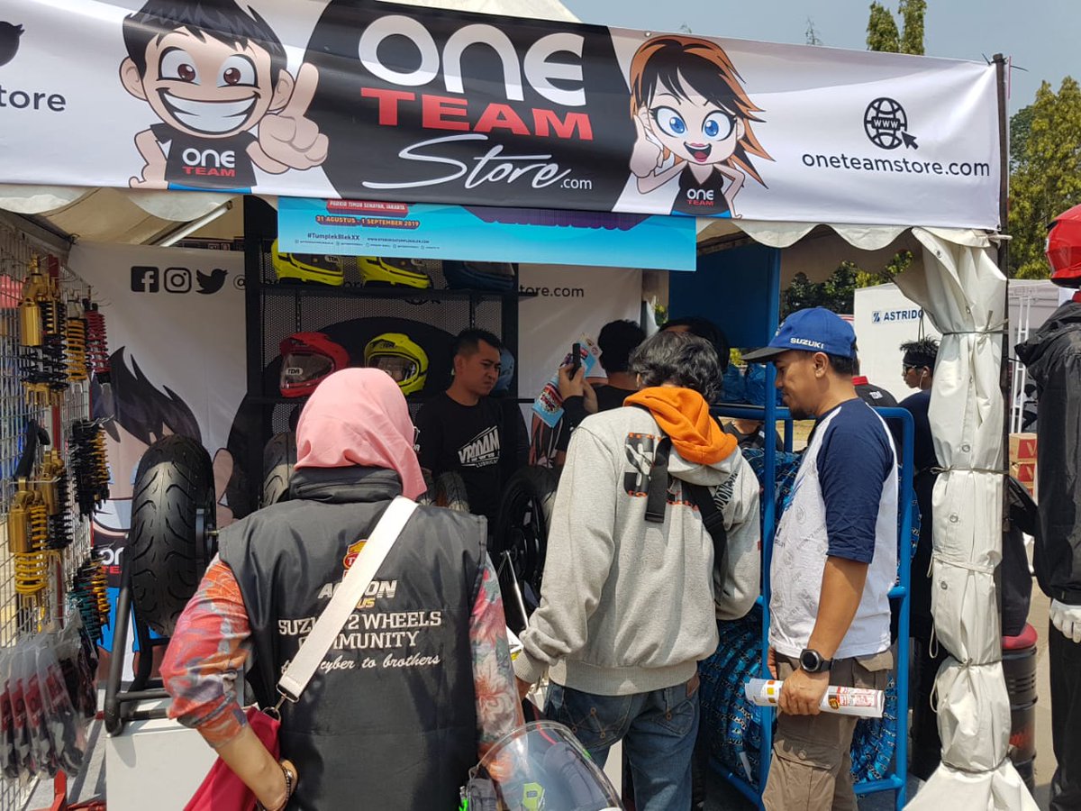 tdrmitra2000's tweet photo. Hari terakhir Otobursa Tumplek Blek 2019 di Parkir Timur Senayan, Jakarta. Kunjungi kami di booth @tdrmitra2000 dan @oneteamstore. Dapatkan harga spesial dan promo menarik lainnya! 
.
Untuk pembelian online kunjungi https://t.co/KPfYuFXSBW
.
#Oneteamstore #MITRA2000 https://t.co/QGbyvRrVLf