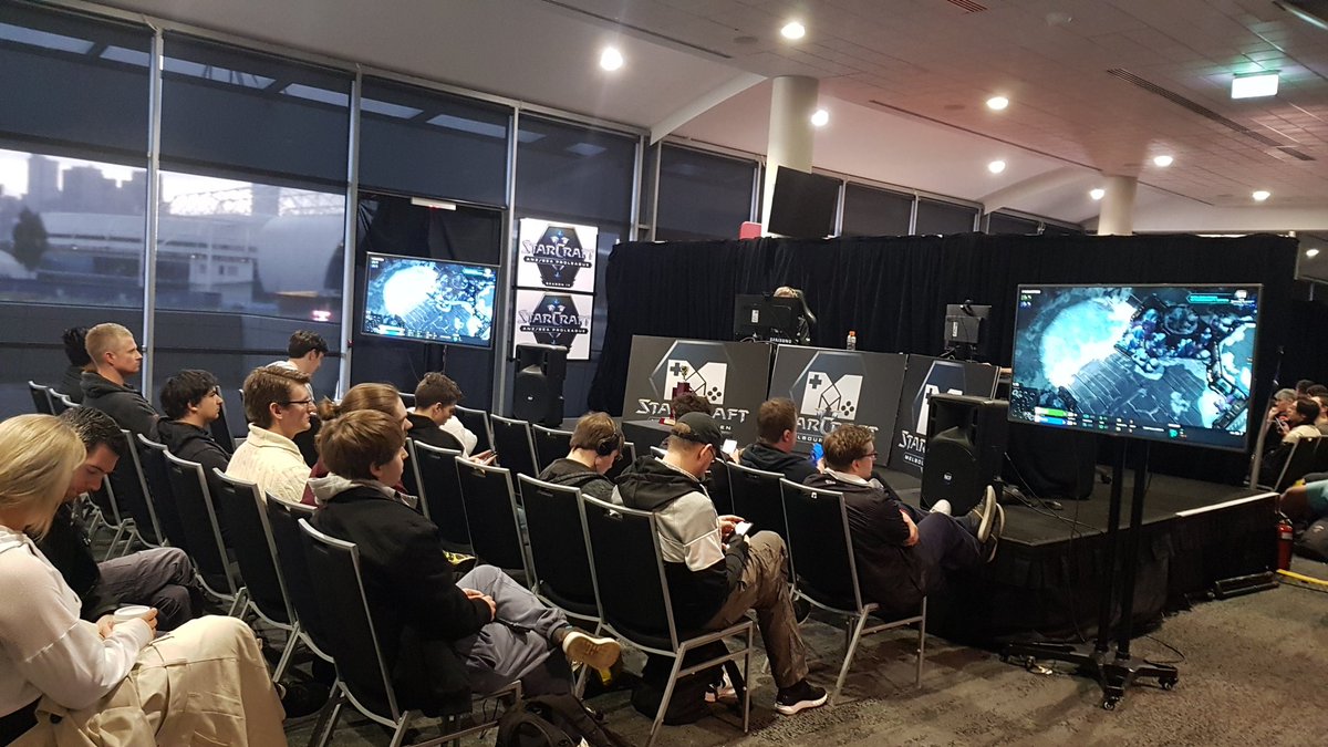 We're moving into the later stages of the bracket now to crown our Melbourne Exports open champion.
On stage now is <a href="/Probe_SC2/">Sean Kempen</a> <a href="/itsBlysK/">Thomas 'Blysk' Kopankiewicz</a>