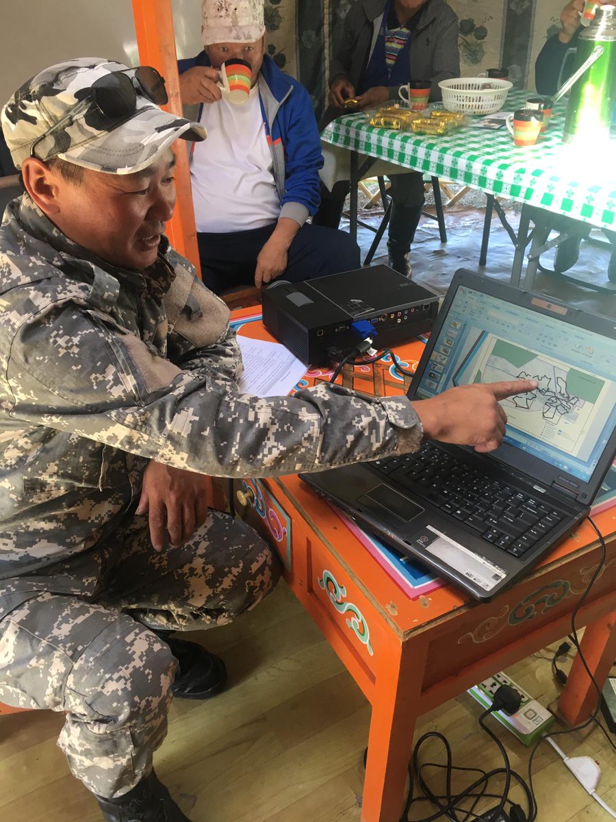snowleopards's tweet image. Protection measures in Gobi turning smarter!
Citizen and Protected Area Rangers receive training on #SMARTPatrolling techniques in #SouthGobi, #Mongolia.
