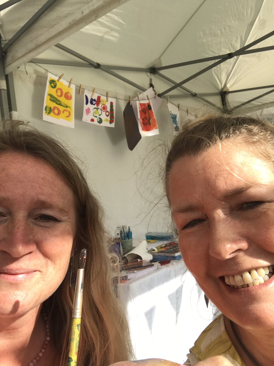 Lots of colourful fun yesterday at <a href="/Feast_Taunton/">Feast Taunton</a> providing free #creative fun on Castle Green <a href="/GoCreateTaunton/">GoCreate Arts @🏡</a> <a href="/adgros/">Adam Grose MA PGCE</a> <a href="/JennyKeoghArt/">Jenny Keogh</a> <a href="/busylizzieart/">Elizabeth Hutchin</a>