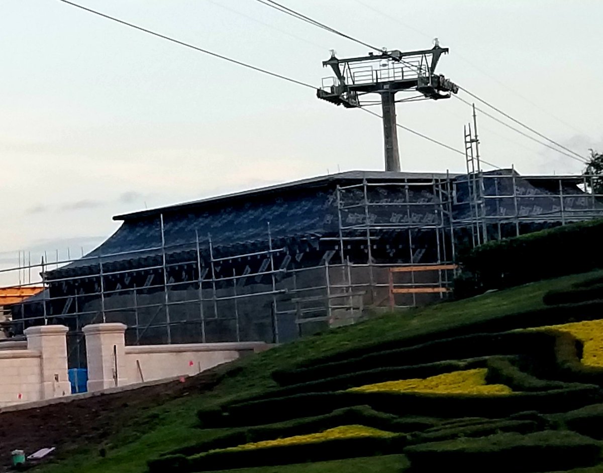 p2padventure's tweet photo. Current Remi's Ratatouille Adventure construction at Epcot's International Gateway.
https://t.co/ttErGcBiMn
#disneyconstruction #epcot #epcotconstruction https://t.co/ry9UaHiQEh