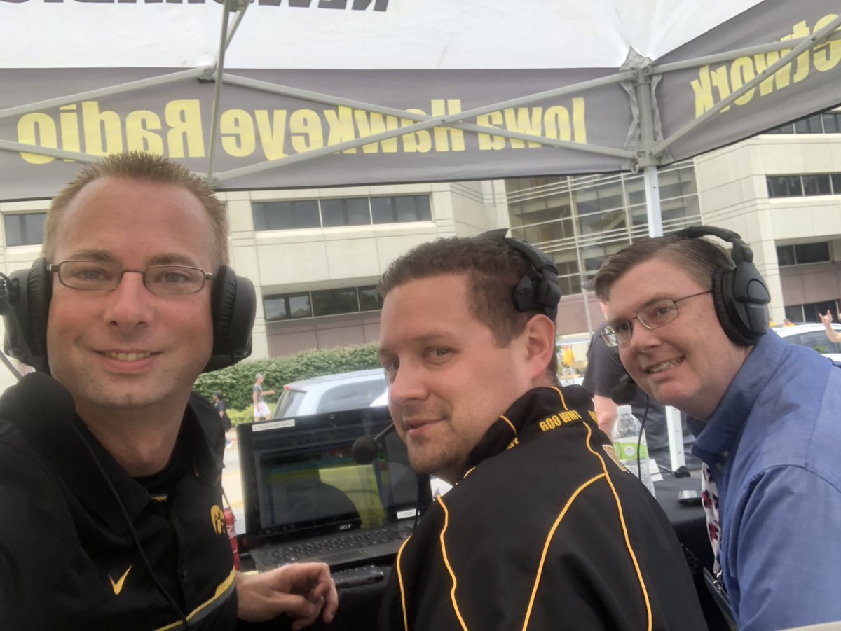 Perfect way to start gameday on The Bumper Brigade on the corner of Melrose and Melrose with <a href="/ScottDochterman/">Scott Dochterman</a> and <a href="/Justin_Roberts/">Justin Roberts</a>!