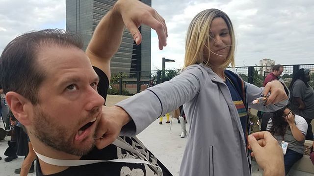 TheSumnaa's tweet photo. @taragulledge as #TheDoctor at #dragoncon.
.
#thesumnaa #sumnaapunch #beatdownboogie #cosplay #dragoncon2019 #youtube #doctorwho https://t.co/NELNe64ZaG https://t.co/9krVlcMpWE