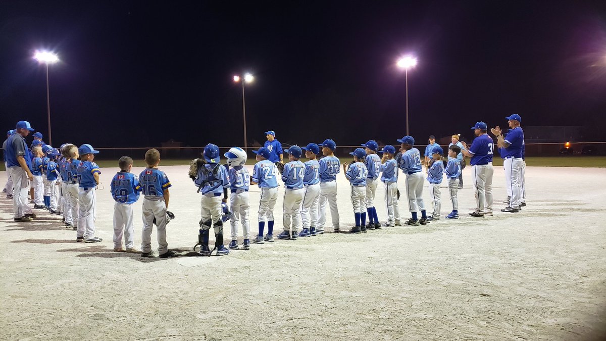 DeannaKrist's tweet photo. Nothing like baseball under the lights!  Congrats to our Brampton Royals 8U Minor Rookie team for winning 3 straight games and advancing to Sunday in OBA provincials.  @BMBaseballinc https://t.co/5r6P5dZvD0