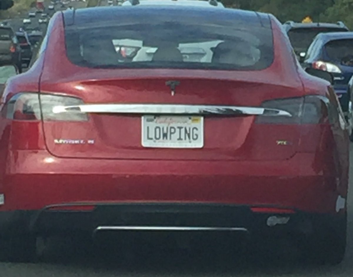 MorbidMechanic's tweet image. I found a #gamer in traffic the other day. #lowping #hardcoregamer #Tesla