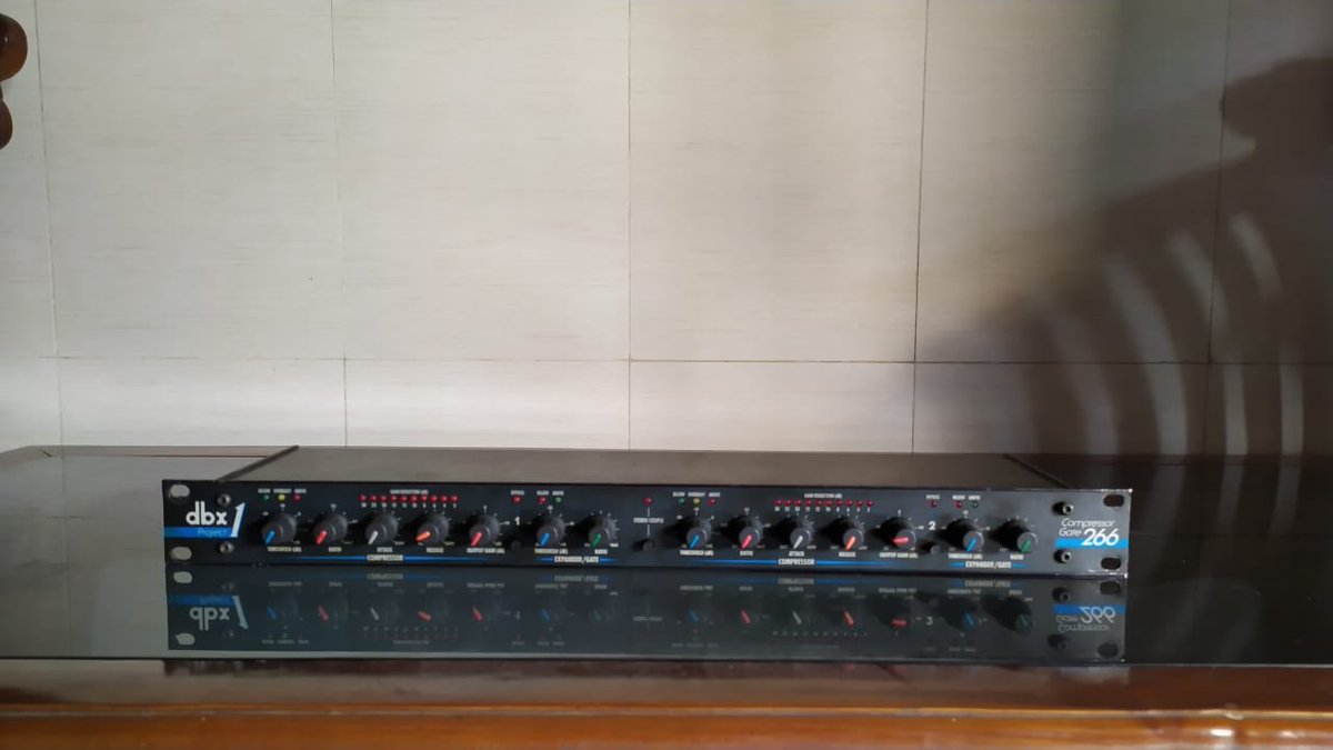 raziazi's tweet photo. FOR SALE DBX COMPRESSOR GATE 266 USA https://t.co/Dp0vdaYwEC