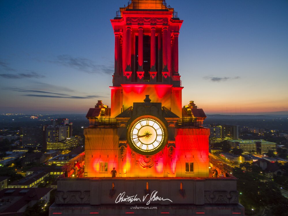 Texas Wins. Nice start to the season. #hookem #longhorns #texas #utaustin