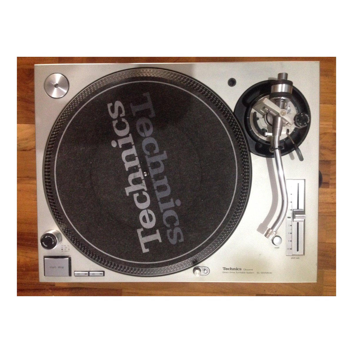raziazi's tweet photo. For Sale Turntable Technics SL1200MK3D. https://t.co/LEBK1pbXeW