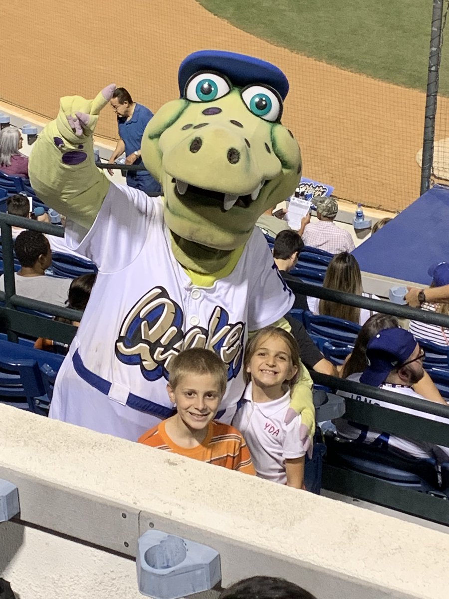 DaisAsh's tweet photo. @solveigmiralom1 @AmandaFrontino @Jimmyhayes6007R @AdriannaMedin17 @stevefc41 @laurenstaleyyy @JTPITMAN @JohnMurrey2 @THDJon_RHRM @RCQuakes Kids having a blast!! https://t.co/AxnnG77KSe