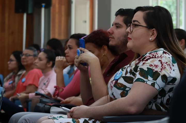 UGDemocracia's tweet photo. #UGDPiura 🌎

➡️ Conferencia: "Participación Política y Derechos Humanos en América Latina".

Expositor: @sebebastian Asesor del Departamento de Desarrollo Económico e Integración Regional de la Intendencia de Montevideo y Embajador UGD Uruguay. 🇺🇾 https://t.co/LXdF2XsaW2