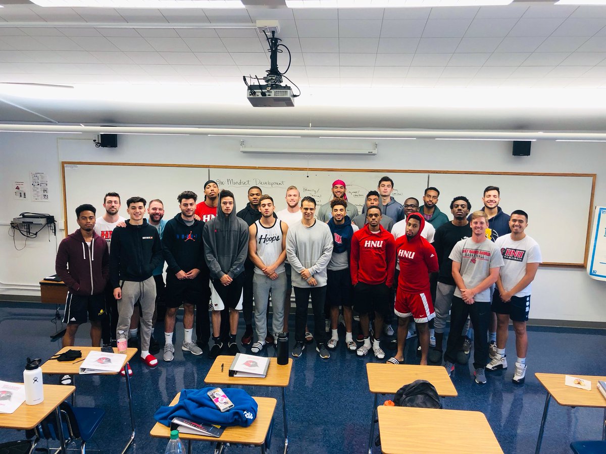 hnu_basketball's tweet photo. Thank you @AdamSportPsych for stopping by and presenting on Mindset Development.
#EnergyTank
#ConfidenceCake https://t.co/1WrpdGtauh