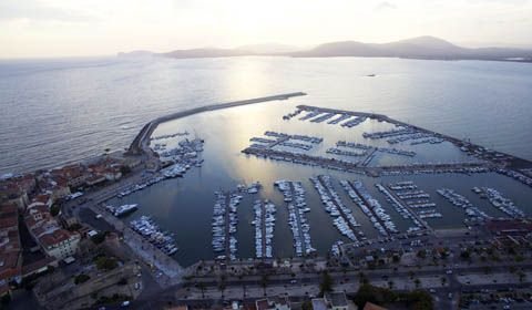 Il @PortodiAlghero , #grandeospitalità sulla #RivieradelCorallo nauticareport.it/dettnews/turis…