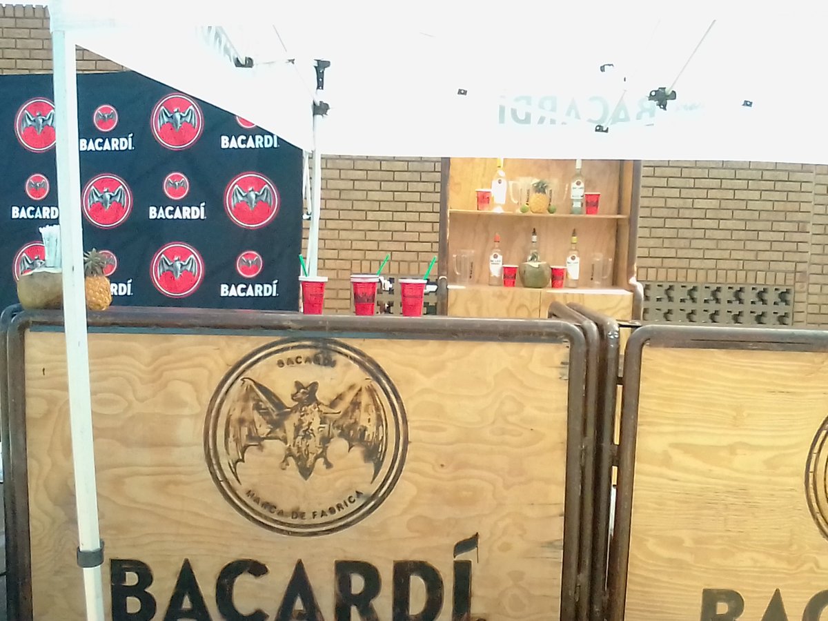 Jus_Events's tweet image. We are here #MidrandRooftopMarket 01.09.19 come chill and unwind with us #ShortsnShades #SpringDay